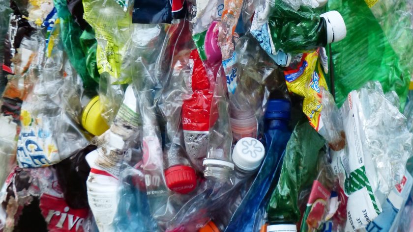 Comment Réduire l’Utilisation de Plastique à Usage Unique